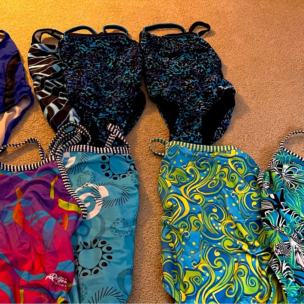 9 Girls Swim Suits ; Sz. 26 -34